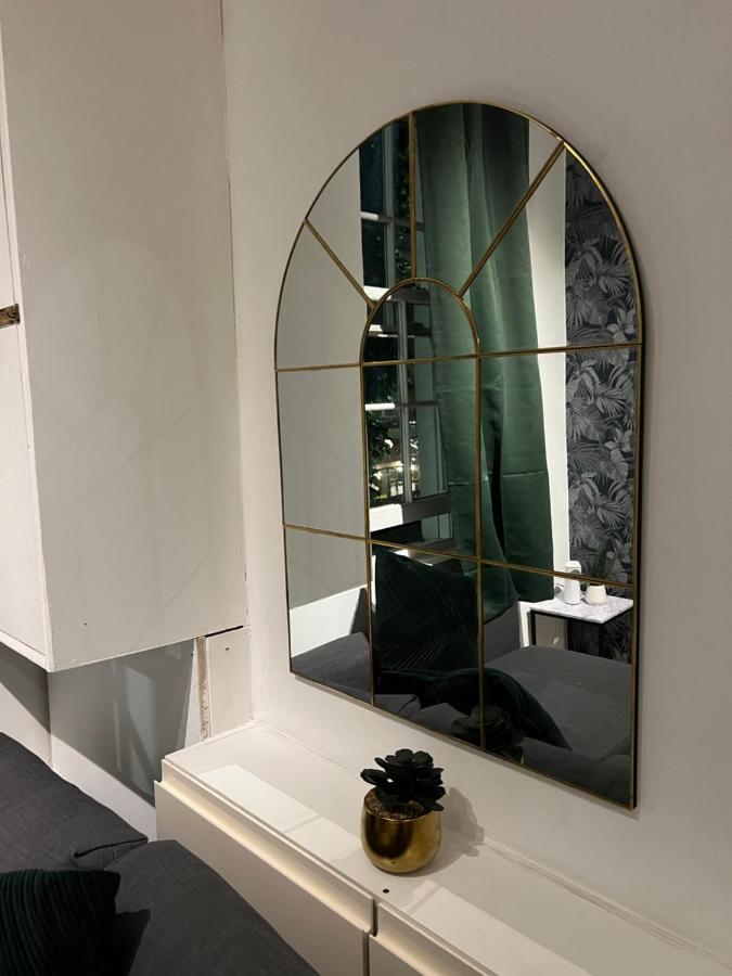 "Bright & Spacious" 3 Bedroom Flat By Kings Cross, St Pancras Station!!!!64 لندن المظهر الخارجي الصورة