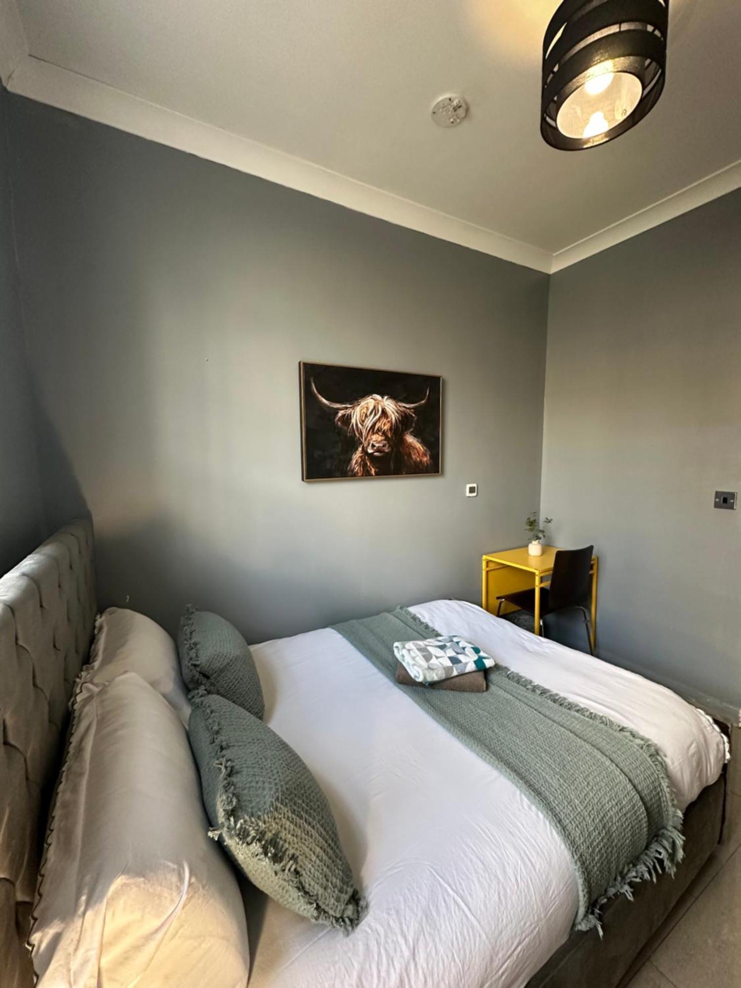 "Bright & Spacious" 3 Bedroom Flat By Kings Cross, St Pancras Station!!!!64 لندن المظهر الخارجي الصورة