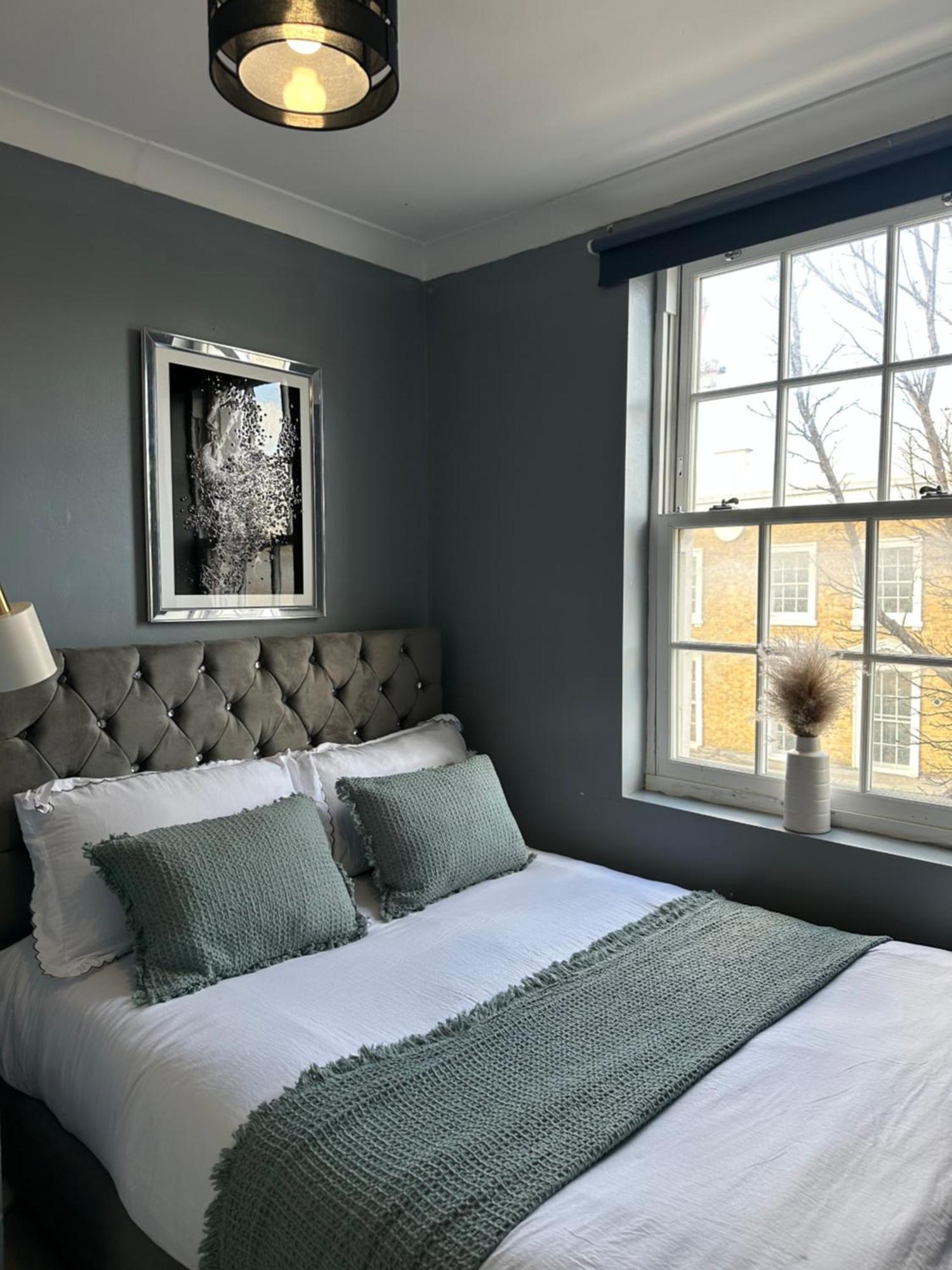 "Bright & Spacious" 3 Bedroom Flat By Kings Cross, St Pancras Station!!!!64 لندن المظهر الخارجي الصورة