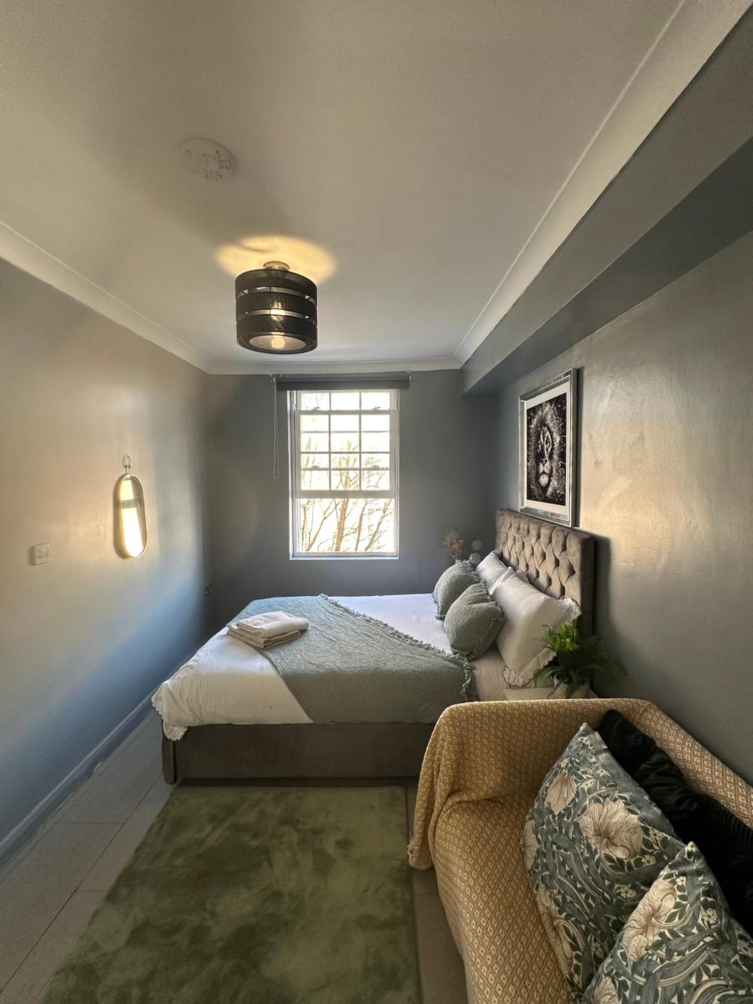 "Bright & Spacious" 3 Bedroom Flat By Kings Cross, St Pancras Station!!!!64 لندن المظهر الخارجي الصورة